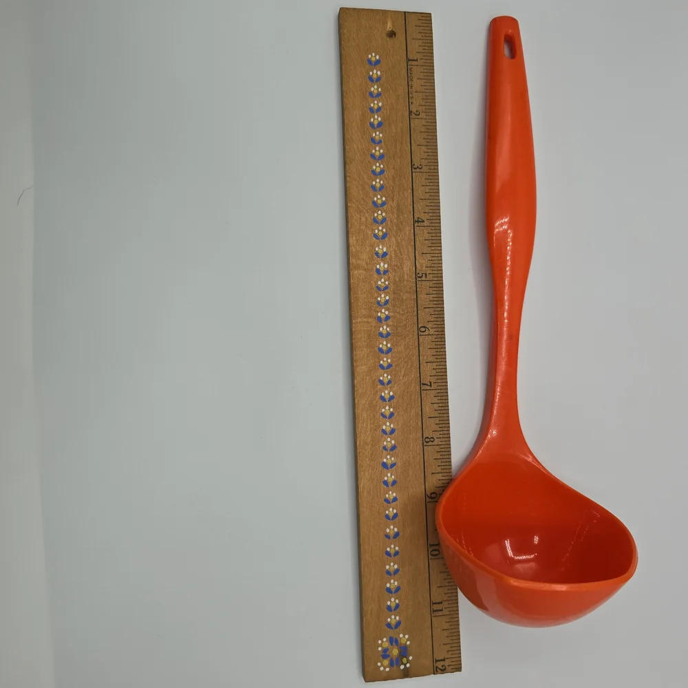 Vintage Fesco 4071 Orange Hard Plastic Ladle 11